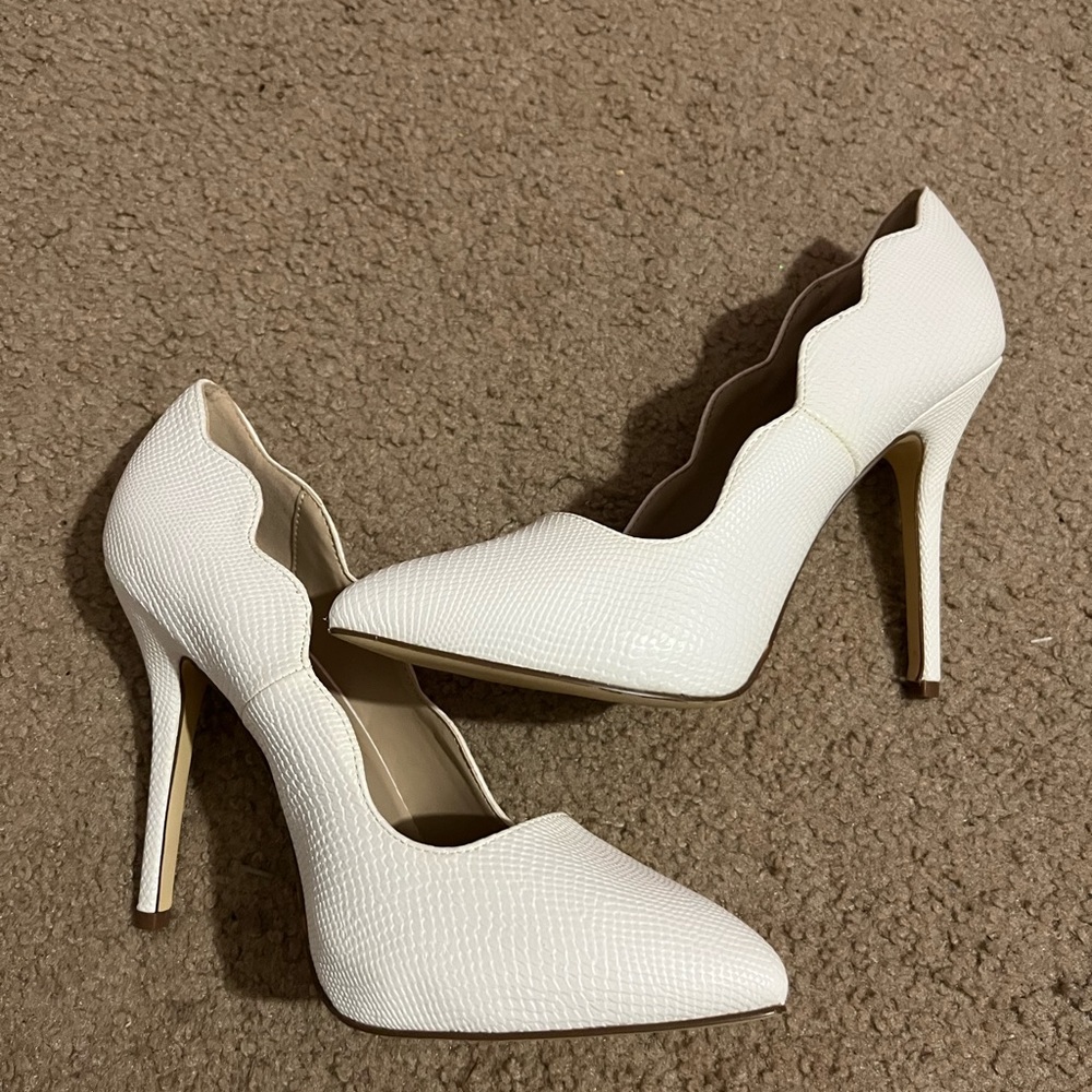White Heels Womens Size 8.5